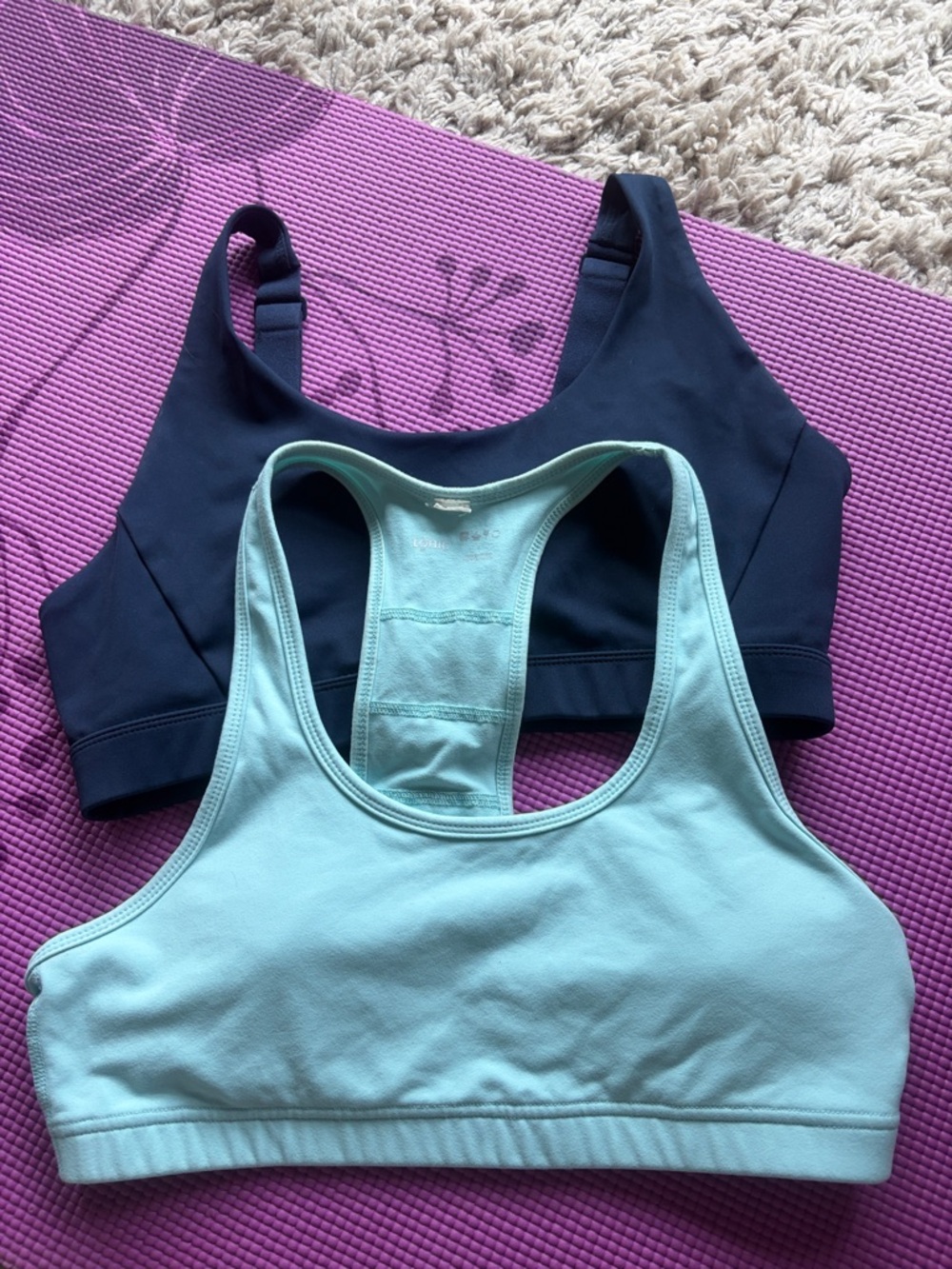 Set of 2 Sports Bras - Turquoise and Navy